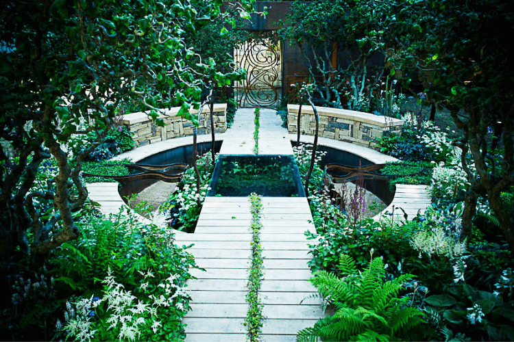 garden with defined space garden with defined space